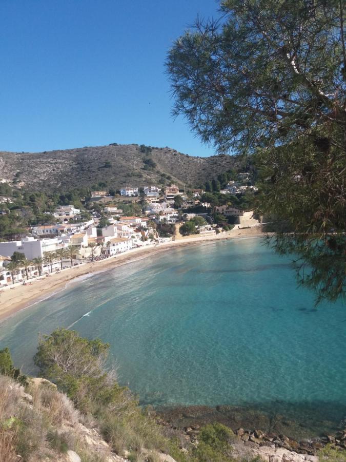 Strandnahe Wohnung Mit Meerblick Moraira Bagian luar foto
